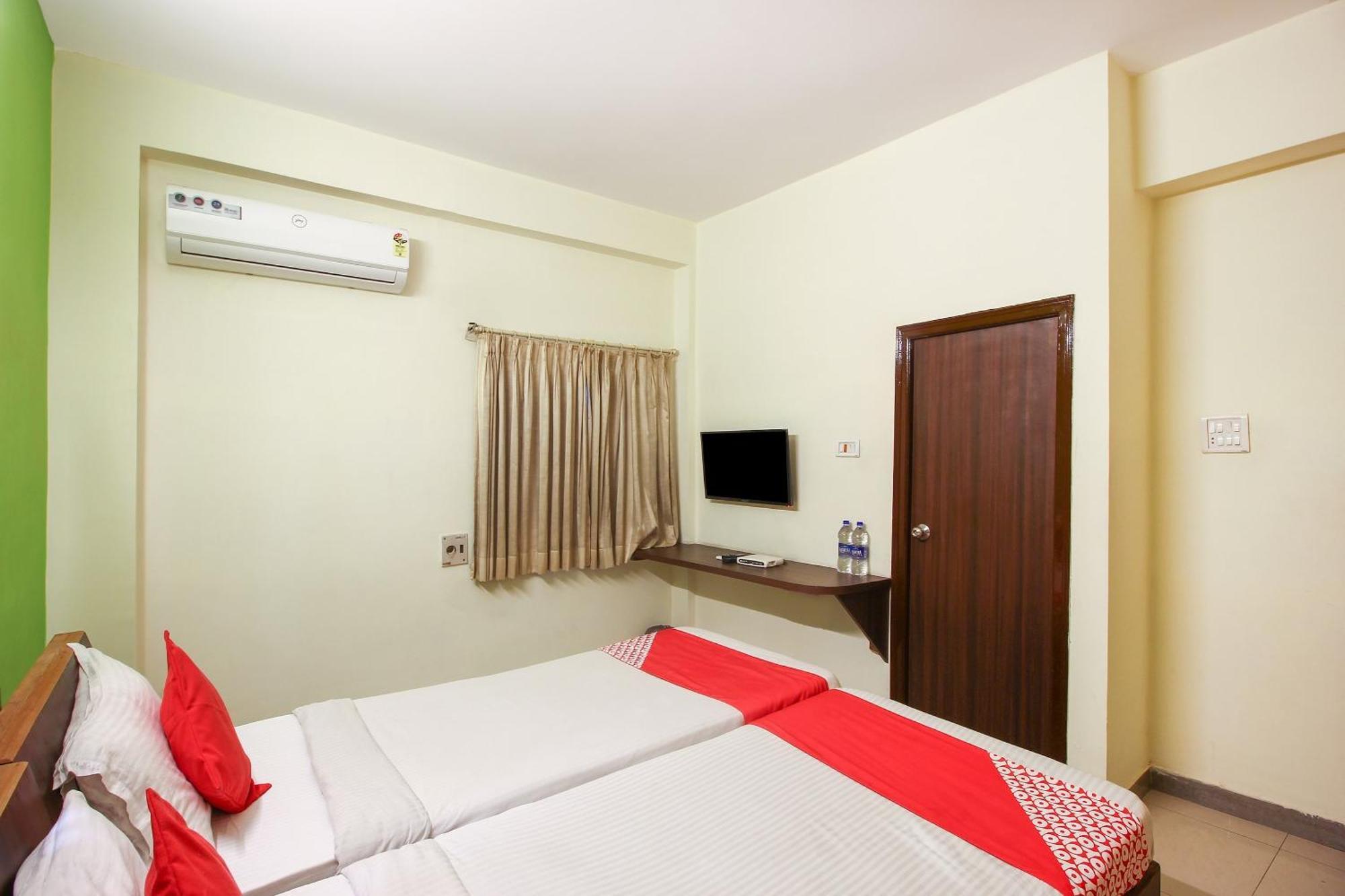Super Collection O Begumpet Formerly Alpine Glow Sunrise Hyderabad Exterior photo
