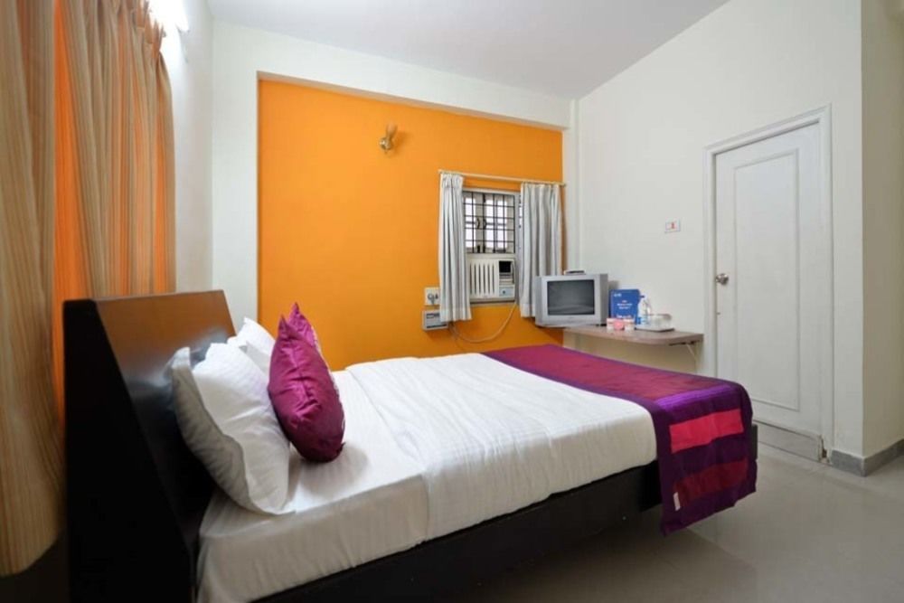 Super Collection O Begumpet Formerly Alpine Glow Sunrise Hyderabad Exterior photo